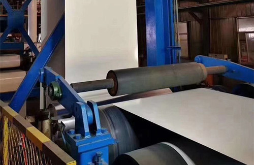 從哪些方面可以判斷彩鋼板的質(zhì)量？